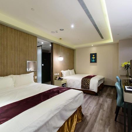 Stay Hotel - Taichung Zhongqing Eksteriør bilde